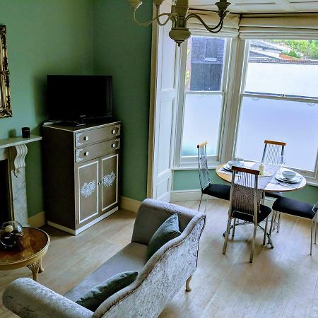 אקסטר Beautiful One Bedroom Ground Floor Apartment With Parking מראה חיצוני תמונה