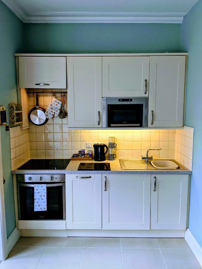 אקסטר Beautiful One Bedroom Ground Floor Apartment With Parking מראה חיצוני תמונה